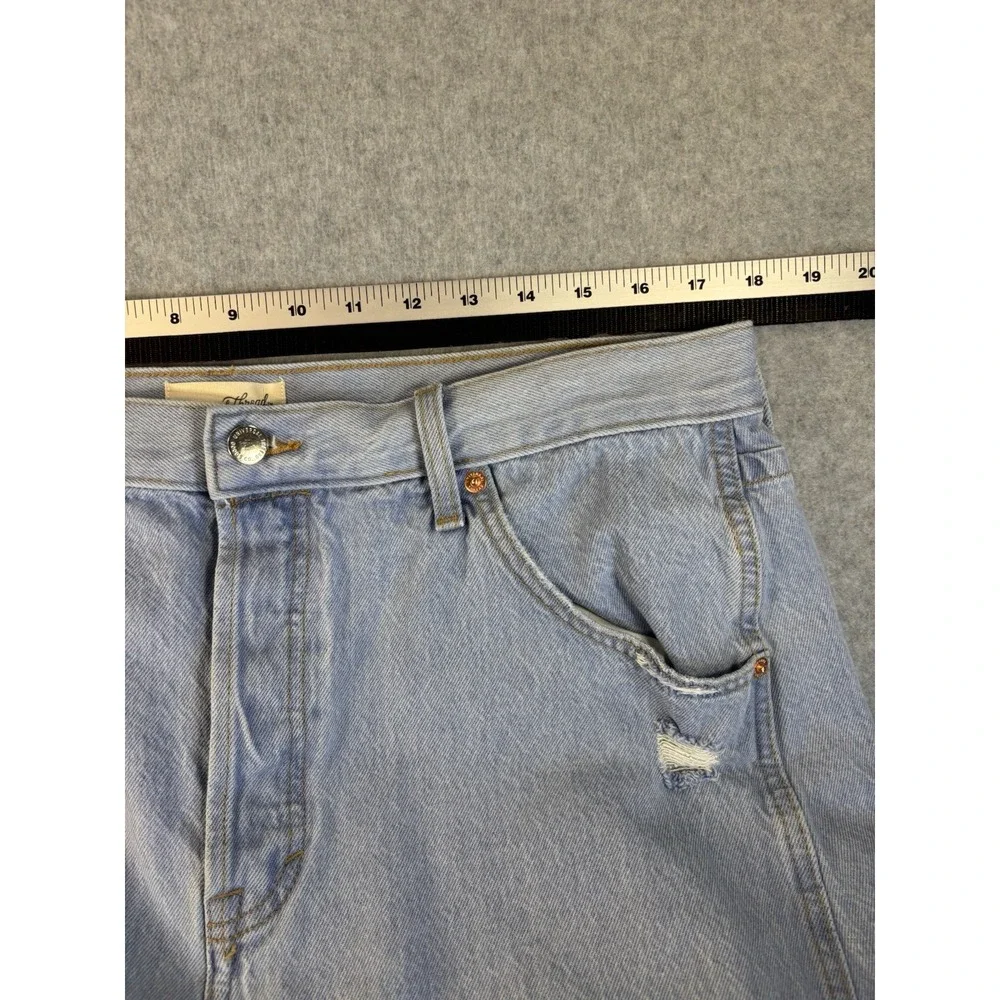 Universal Thread High Rise Curved Barrel Leg Jeans 14 Light Frayed Distressed